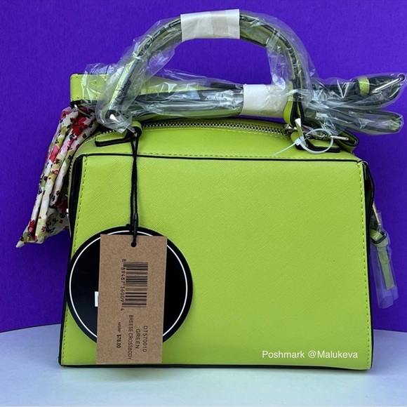 Steve Madden Breese Crossbody Bag color Green Faux Leather New with Tags - Picture 2 of 7